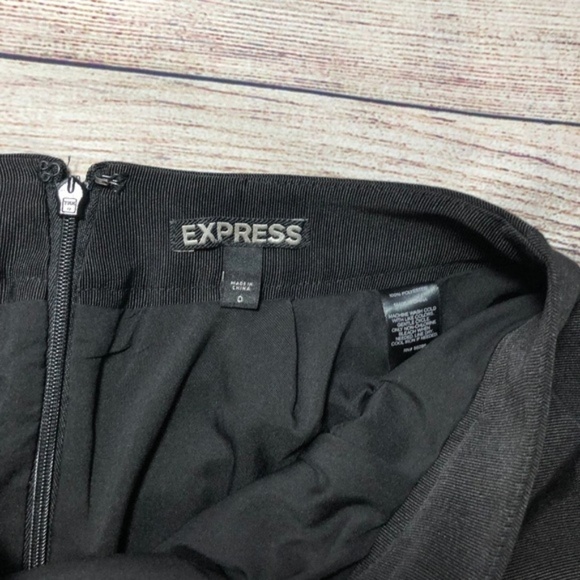 Express Black Pleated Skirt Size 0 - Picture 2 of 4